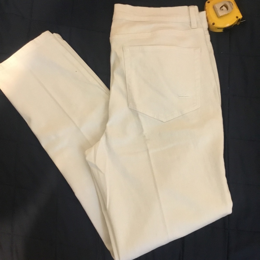 Studio Denim & Company High Waisted White Slim Cut Jeans